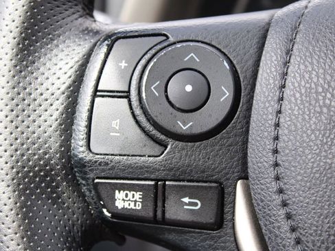 Used 2015 Toyota RAV4 LE image 23