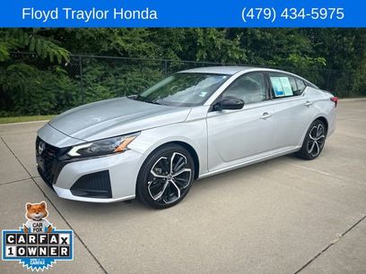 Used 2023 Nissan Altima 2.5 SR