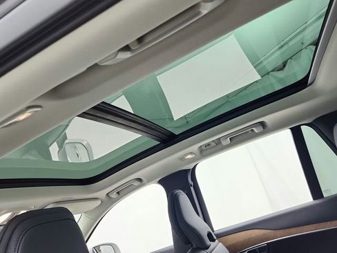 New 2025 Volvo XC90 B6 Plus w/ Protection Package Premier image 26