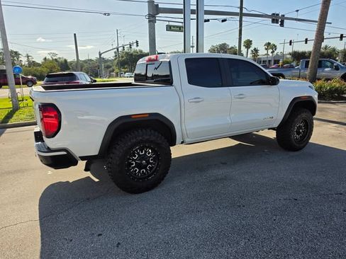 Used 2025 GMC Canyon AT4 AWD/4WD image 7