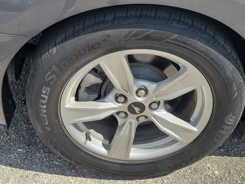 Certified 2022 Ford Mustang Coupe image 7