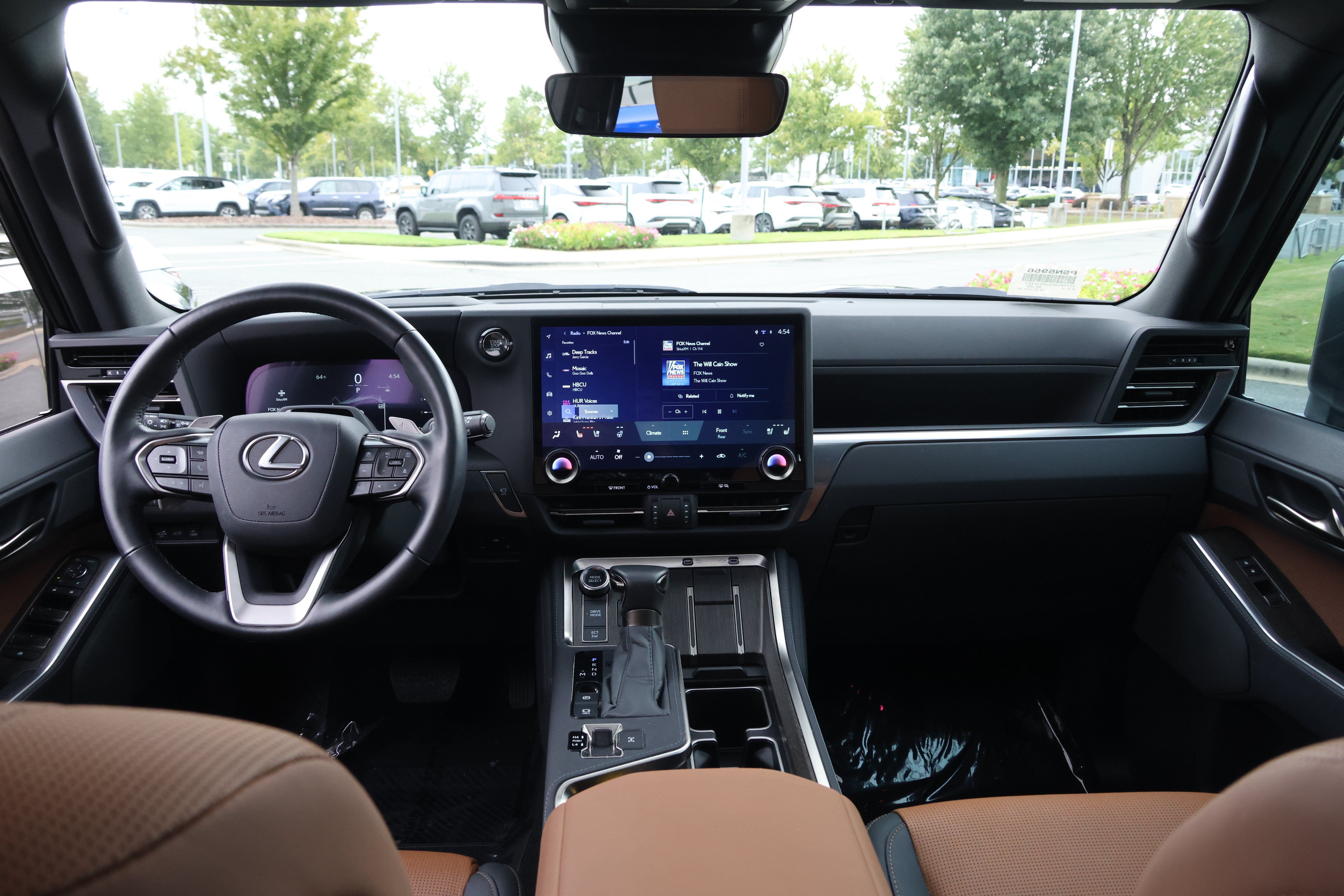 Used 2025 Lexus GX 550 w/ Accessory Package (Z1) AWD/4WD image 31