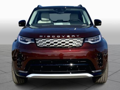 New 2026 Land Rover Discovery Limited Edition image 3