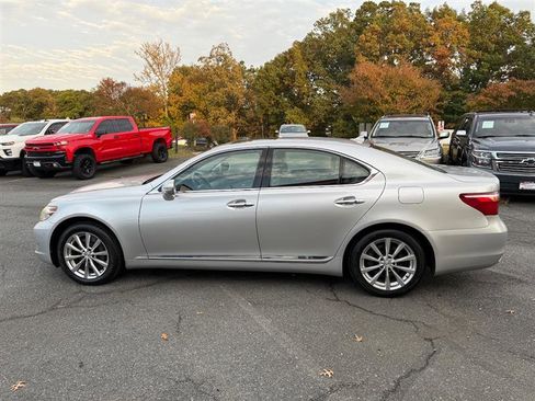 Used 2011 Lexus LS 460 AWD image 6