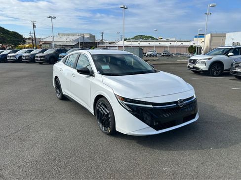 New 2026 Nissan Sentra SR image 2