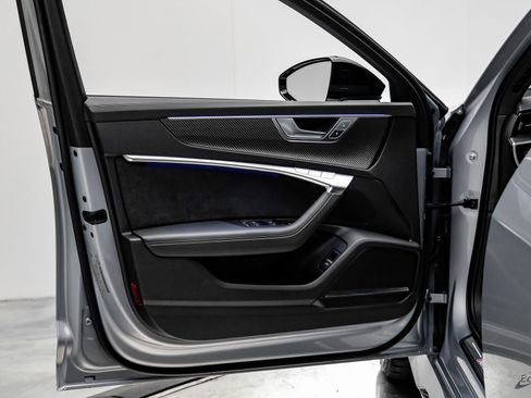 Used 2025 Audi RS 6 performance image 77