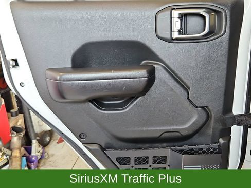 Used 2019 Jeep Wrangler Unlimited Rubicon w/ Dual Top Group AWD/4WD image 29