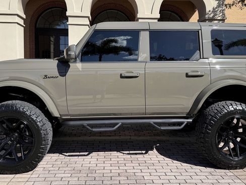 Used 2025 Ford Bronco Outer Banks image 1