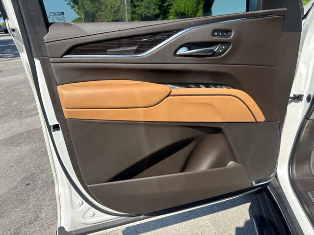 Used 2022 Cadillac Escalade Sport AWD/4WD image 16