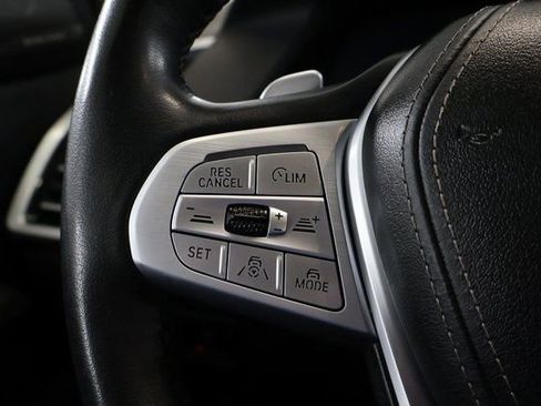 Used 2020 BMW X7 xDrive40i w/ Premium Package image 17