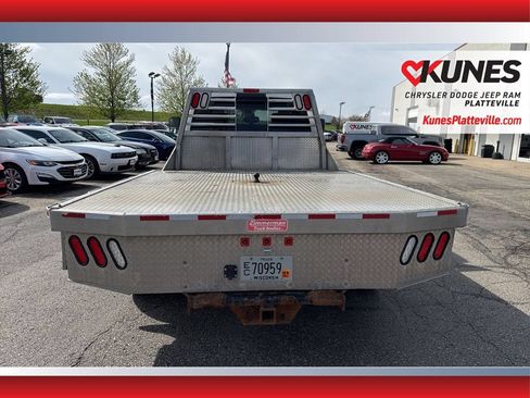Used 2015 RAM 3500 Tradesman w/ Chrome Appearance Group AWD/4WD image 4