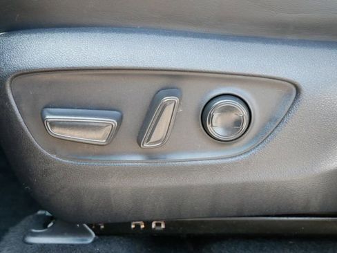 Used 2022 Toyota RAV4 XLE Premium AWD/4WD image 13