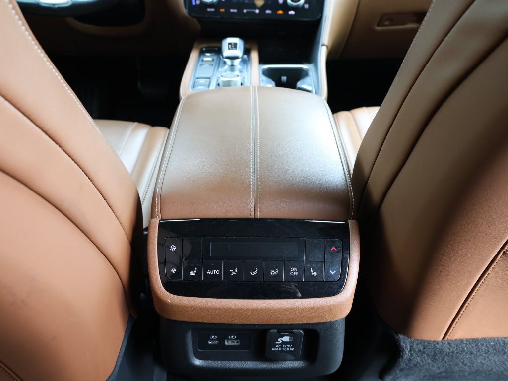 Certified 2023 INFINITI QX60 Sensory w/ Vision Package AWD/4WD image 32