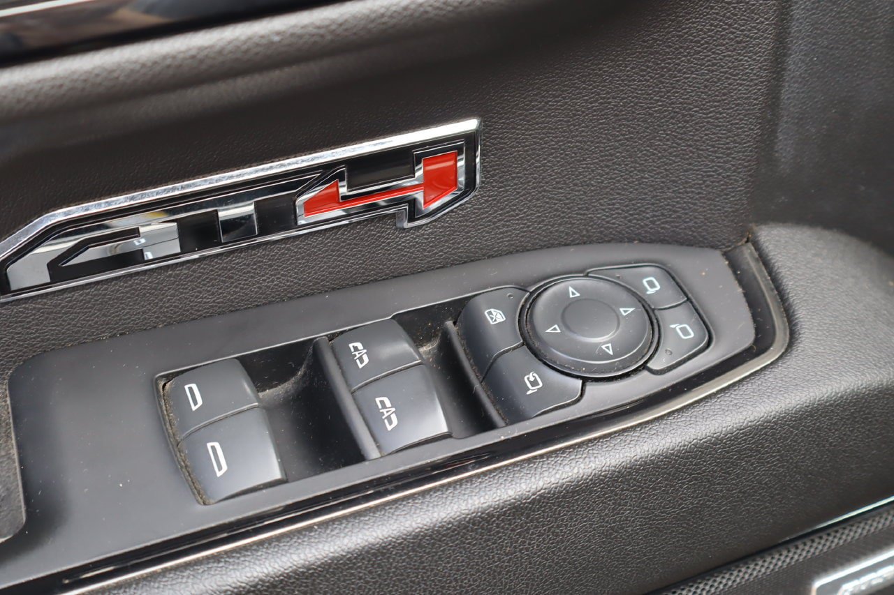 Used 2023 GMC Sierra 1500 AT4 w/ Technology Package AWD/4WD image 21