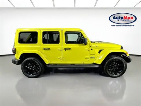 Used 2023 Jeep Wrangler Unlimited Sahara w/ Cold Weather Group image 9