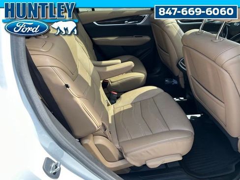 Used 2024 Cadillac XT6 Sport w/ LPO, Onyx Lite Package AWD/4WD image 12