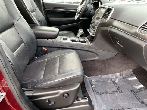 Used 2018 Jeep Grand Cherokee Limited w/ Luxury Group II image 24