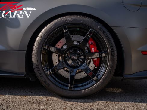 Used 2018 Ford Mustang Shelby GT350R w/ GT350R Equipment Group 920A image 14