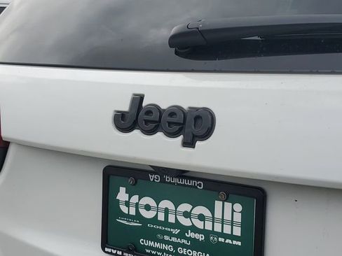 Certified 2020 Jeep Grand Cherokee Altitude image 10