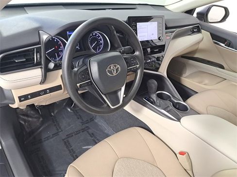 Used 2023 Toyota Camry LE image 18