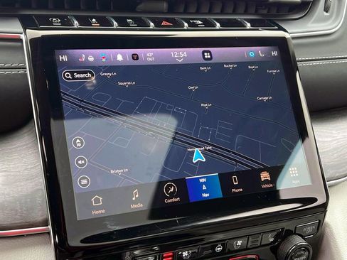 Certified 2023 Jeep Grand Cherokee L Overland w/ Luxury Tech Group IV AWD/4WD image 30