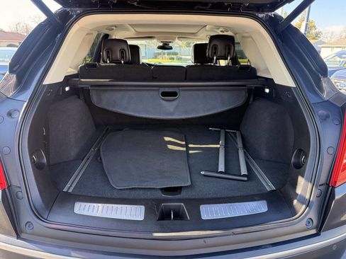 Used 2018 Cadillac XT5 Premium Luxury image 17