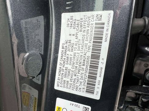 Used 2025 Honda Civic Sport image 19