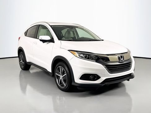 Certified 2022 Honda HR-V EX image 3