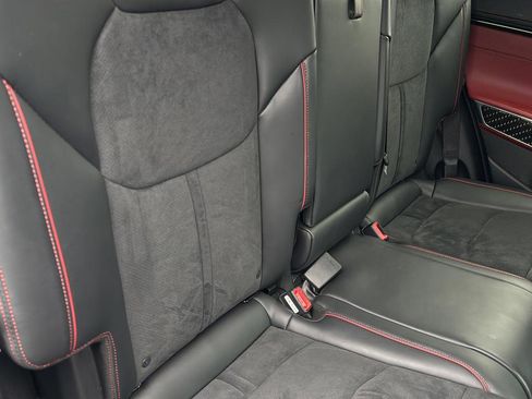 Used 2022 Genesis GV70 3.5T Sport w/ Sport Prestige Package image 40