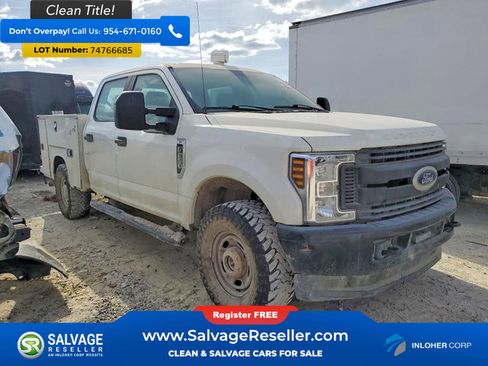 Used 2019 Ford F250 XL image 5