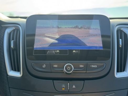 Used 2023 Chevrolet Malibu LT image 17