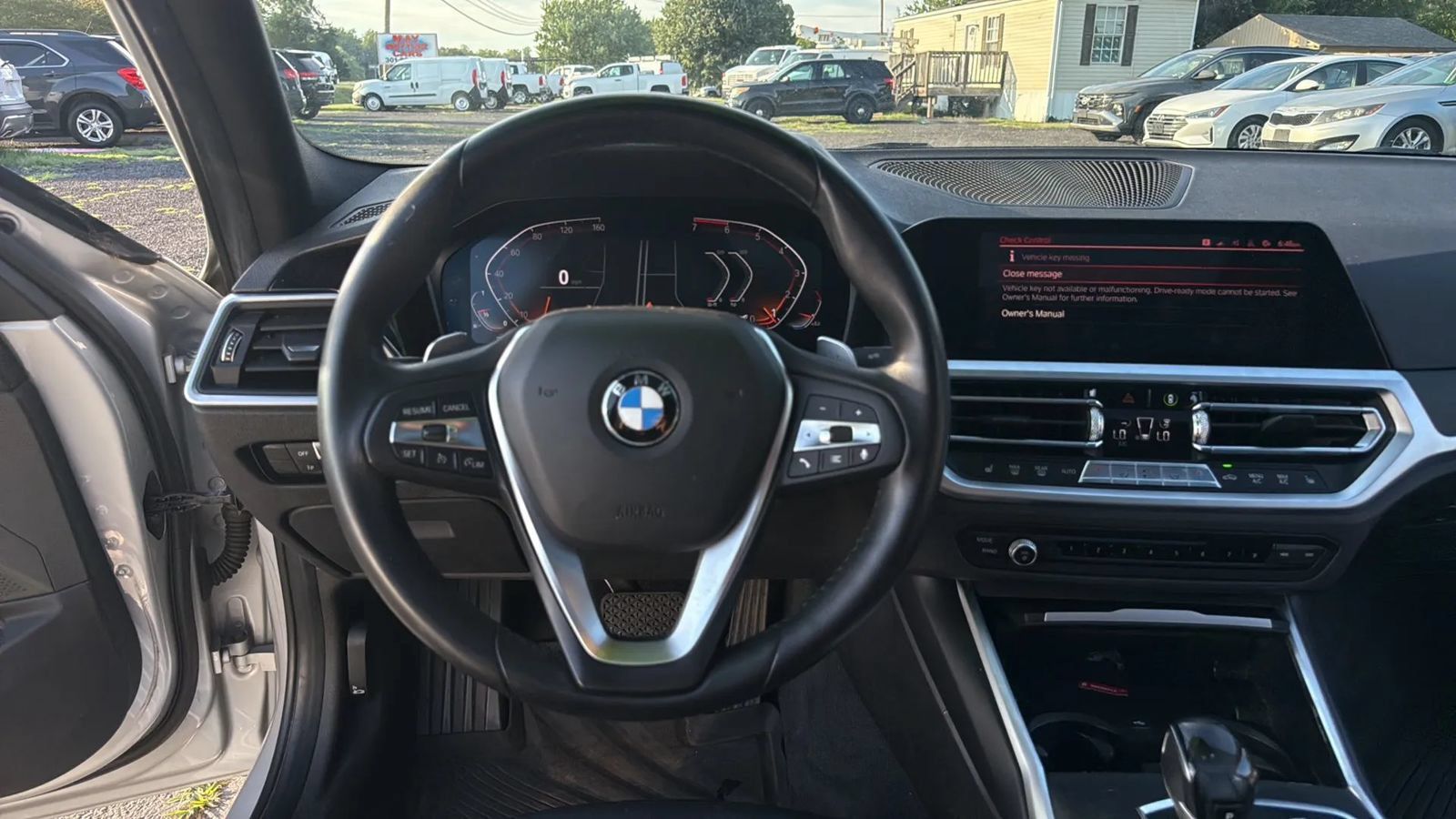 Used 2019 BMW 330i Sedan w/ Convenience Package RWD image 12