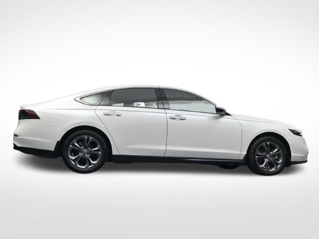 Certified 2025 Honda Accord EX-L image 35