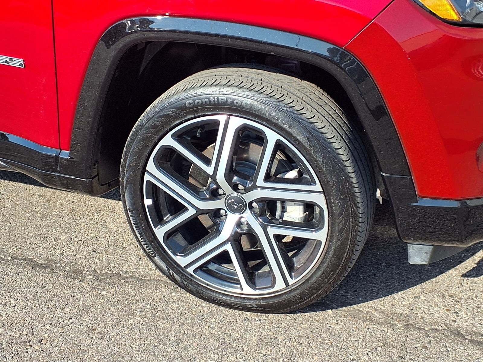 Used 2025 Jeep Compass Limited w/ Elite Group AWD/4WD image 27