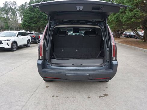 Used 2019 Cadillac Escalade Premium Luxury w/ LPO, Radiant Package image 19