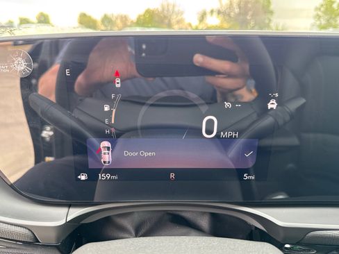 Used 2026 Buick Envista Avenir FWD image 34