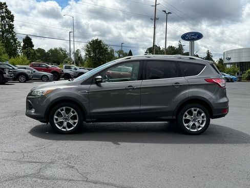Used 2014 Ford Escape Titanium w/ Equipment Group 401A AWD/4WD image 6