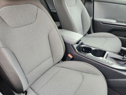 New 2026 Kia K4 LXS FWD image 12
