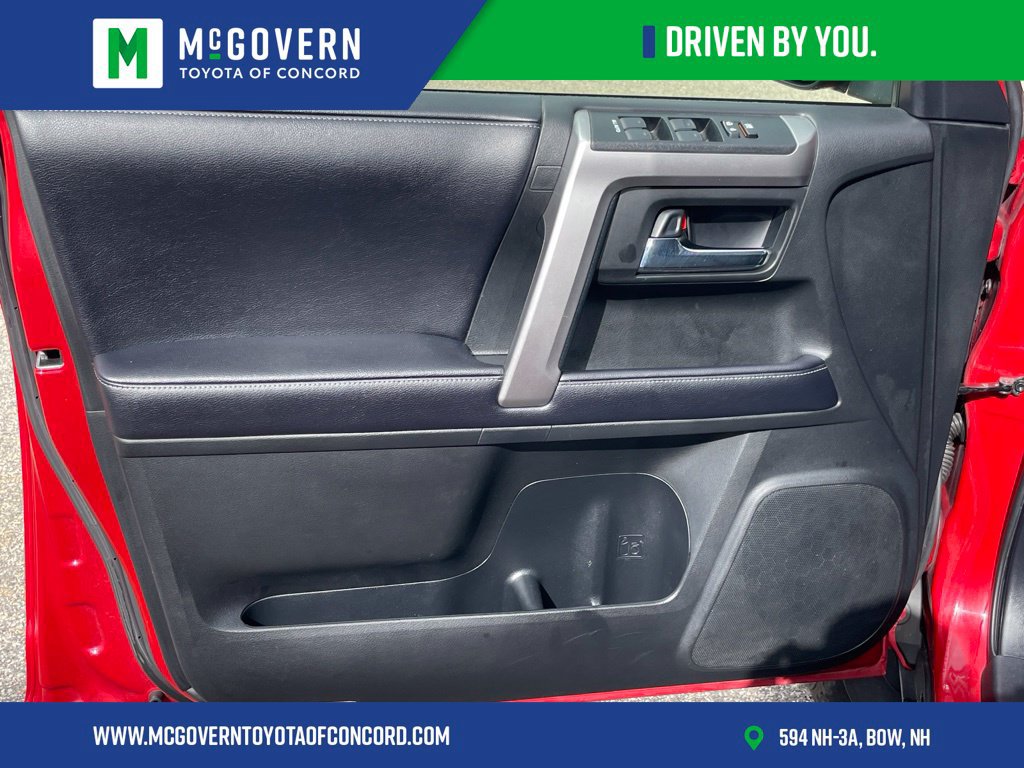 Used 2020 Toyota 4Runner SR5 Premium w/ Moonroof Package AWD/4WD image 14