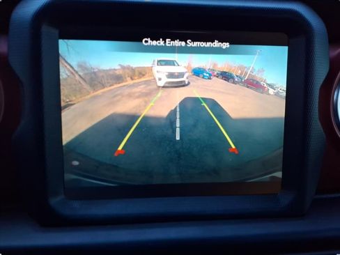 Used 2022 Jeep Wrangler Unlimited Rubicon w/ LED Lighting Group image 22