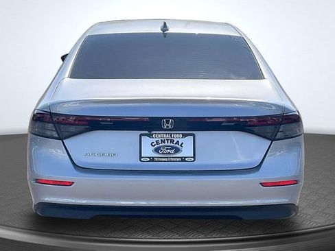 Used 2024 Honda Accord EX image 4