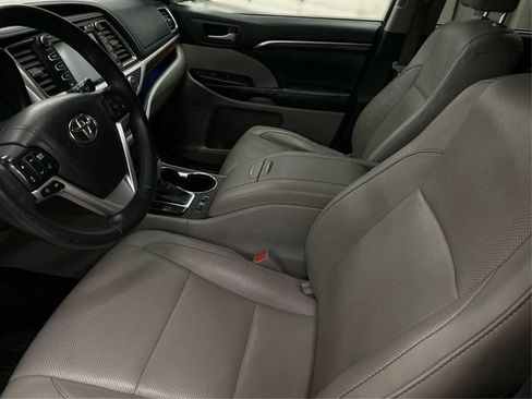 Used 2015 Toyota Highlander Limited AWD/4WD image 10