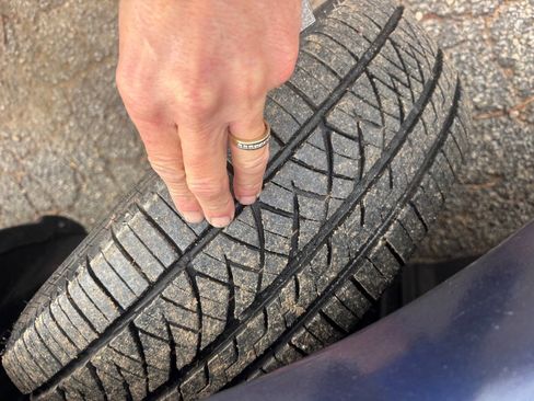 Used 1998 Nissan Maxima SE image 12