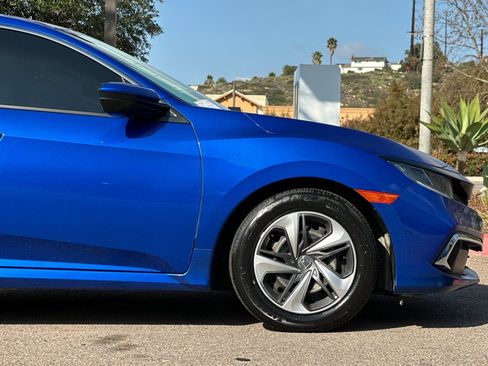 Used 2019 Honda Civic LX image 32