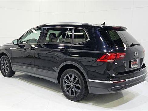 Used 2024 Volkswagen Tiguan SE FWD image 6