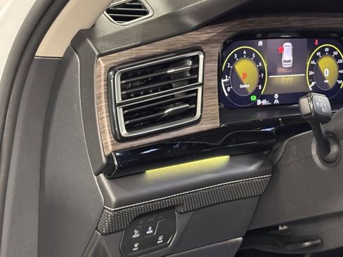 New 2026 Volkswagen Atlas SEL Premium R-Line image 21