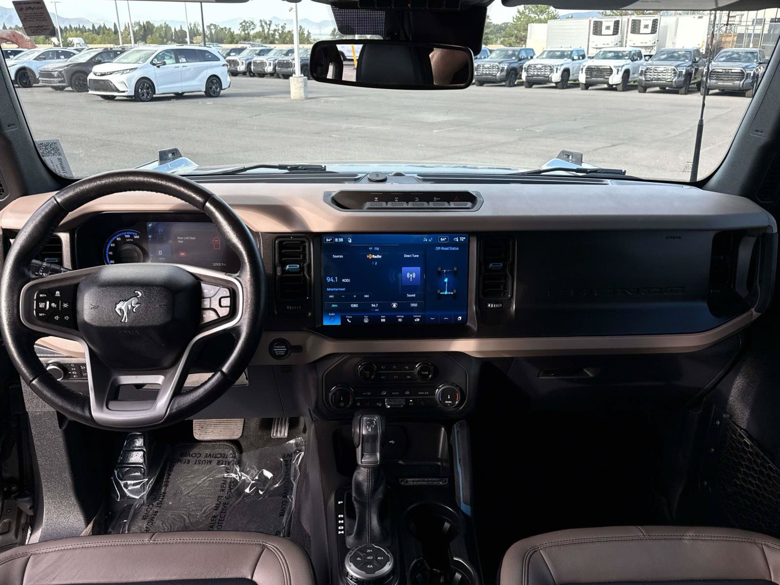 Used 2022 Ford Bronco Wildtrak AWD/4WD image 15