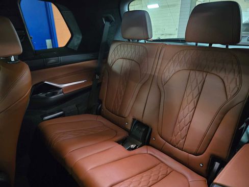 New 2026 BMW X7 xDrive40i w/ Executive Package image 19