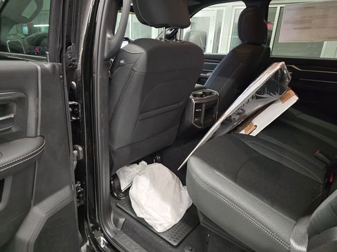 New 2026 RAM 2500 Big Horn RWD image 32