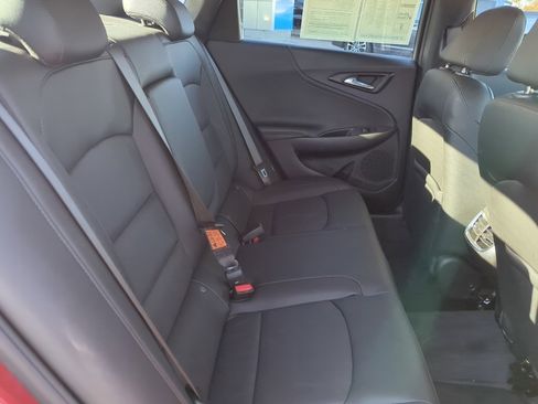Used 2021 Chevrolet Malibu LT w/ Leather Package image 30
